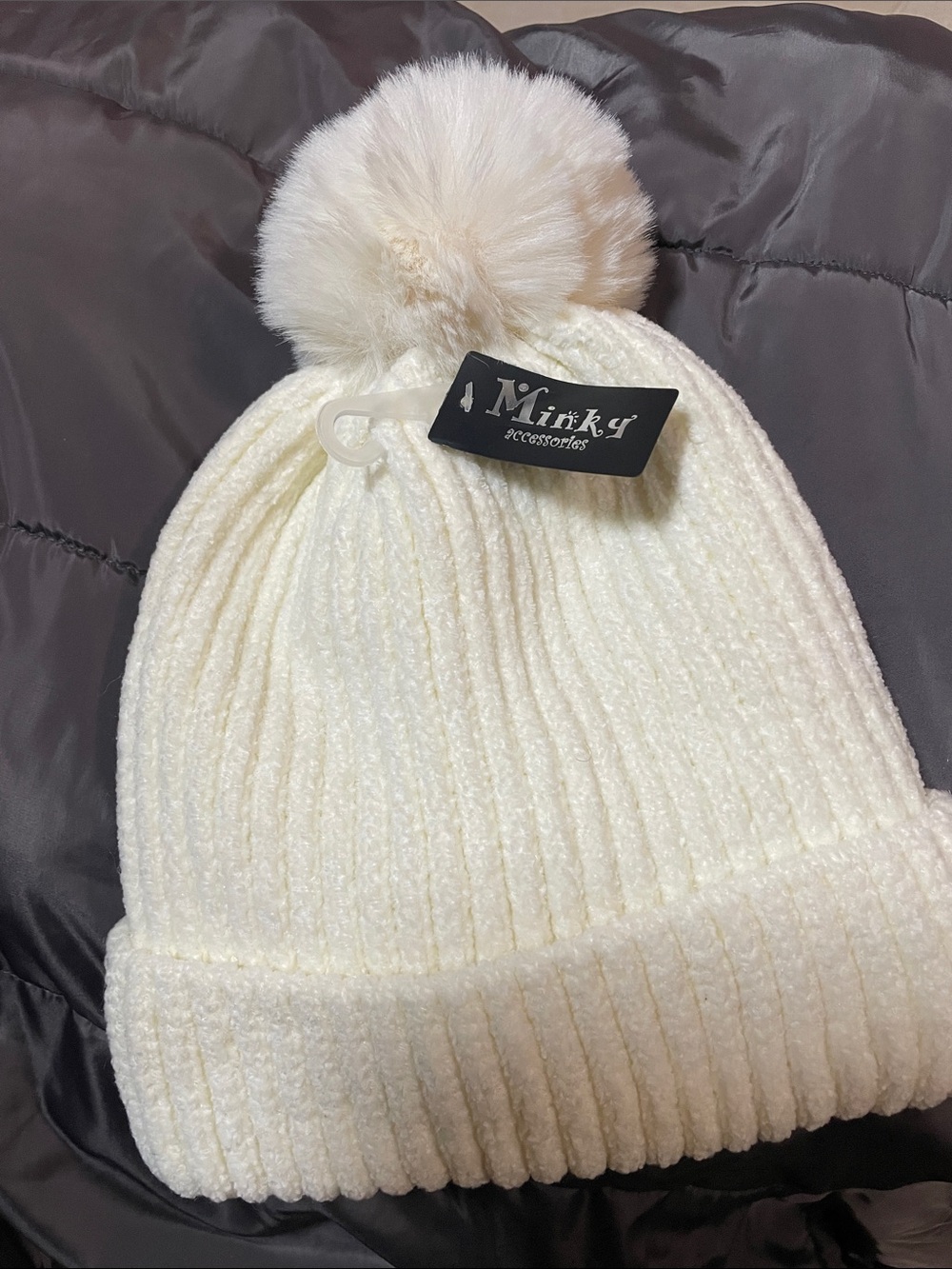 NWT Minky cream cozy ladies OS winter POMPOM knit & fur lined Hat